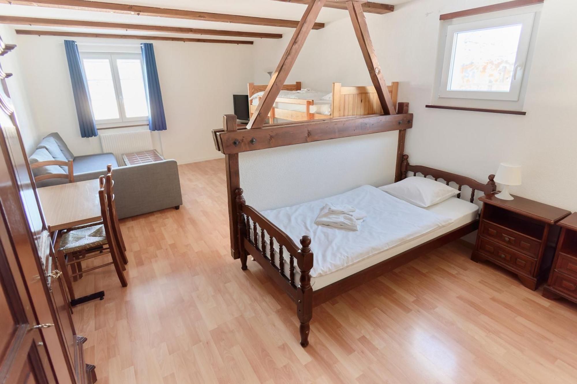 Auberge Du Peu-Pequignot Le Noirmont Eksteriør bilde